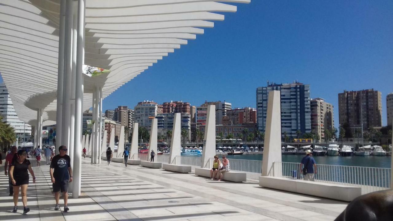 La Nina Chica Malaga